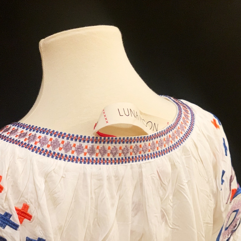 Luna Moon | Embroidered Tunic Blouse | NWT - Picture 5 of 5